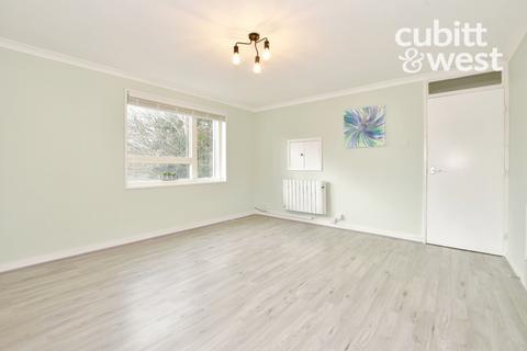 1 bedroom flat to rent, Orchard Way, East Grinstead, RH19