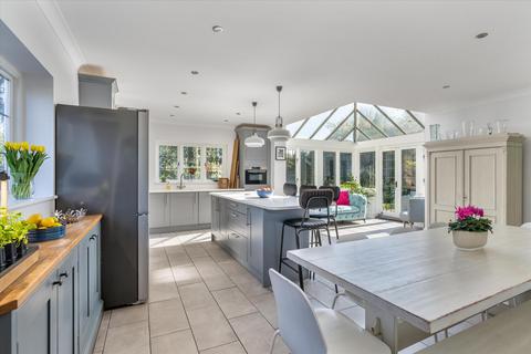 5 bedroom detached house for sale, Tennysons Lane, Haslemere, Surrey, GU27