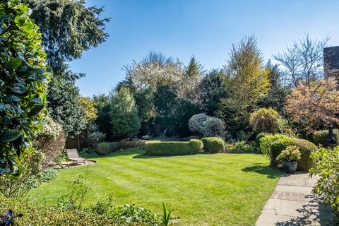 5 bedroom detached house for sale, Tennysons Lane, Haslemere, Surrey, GU27