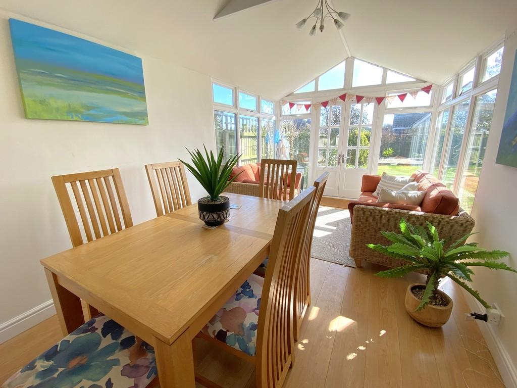 Dining Garden room
