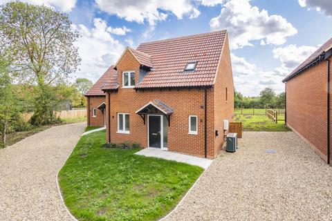 2 bedroom detached house for sale, Oak Fields, Lawshall