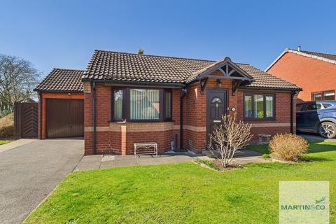 2 bedroom detached bungalow for sale, Goldieslie Close, Sutton Coldfield, B73 5PS