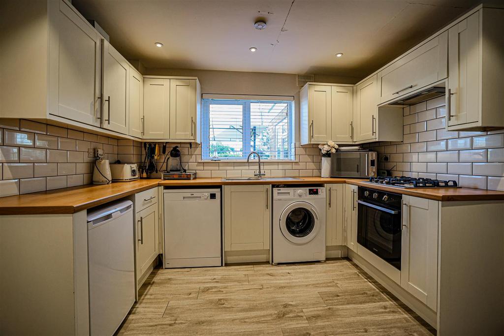 980 A2415.jpg