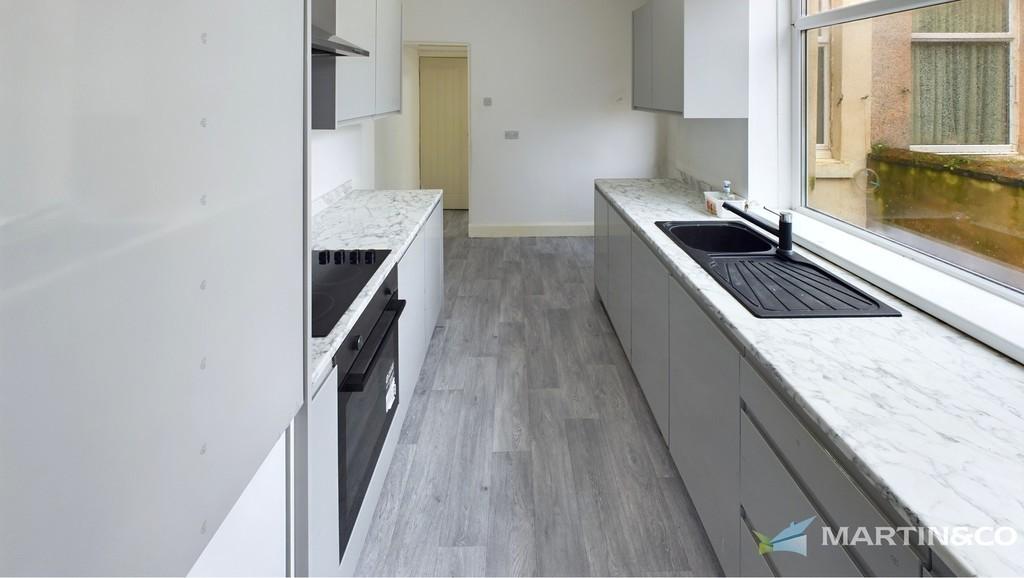 Kitchen 2