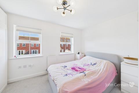 34 Wakelin Way, Lichfield, WS13 6UG