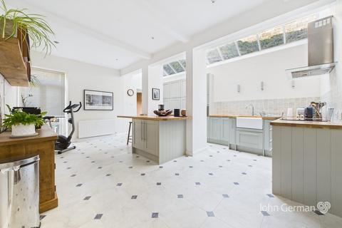 5 bedroom house for sale, Waterloo Road, Matlock Bath