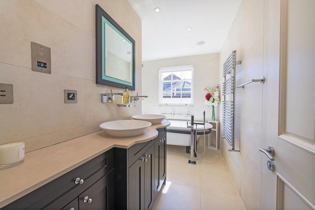 11 Montpelier Place Bath 2
