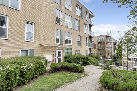 2 bedroom apartment for sale, Laburnham Close, High Barnet, EN5