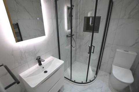 2 bedroom apartment to rent, Craven Park Road, London