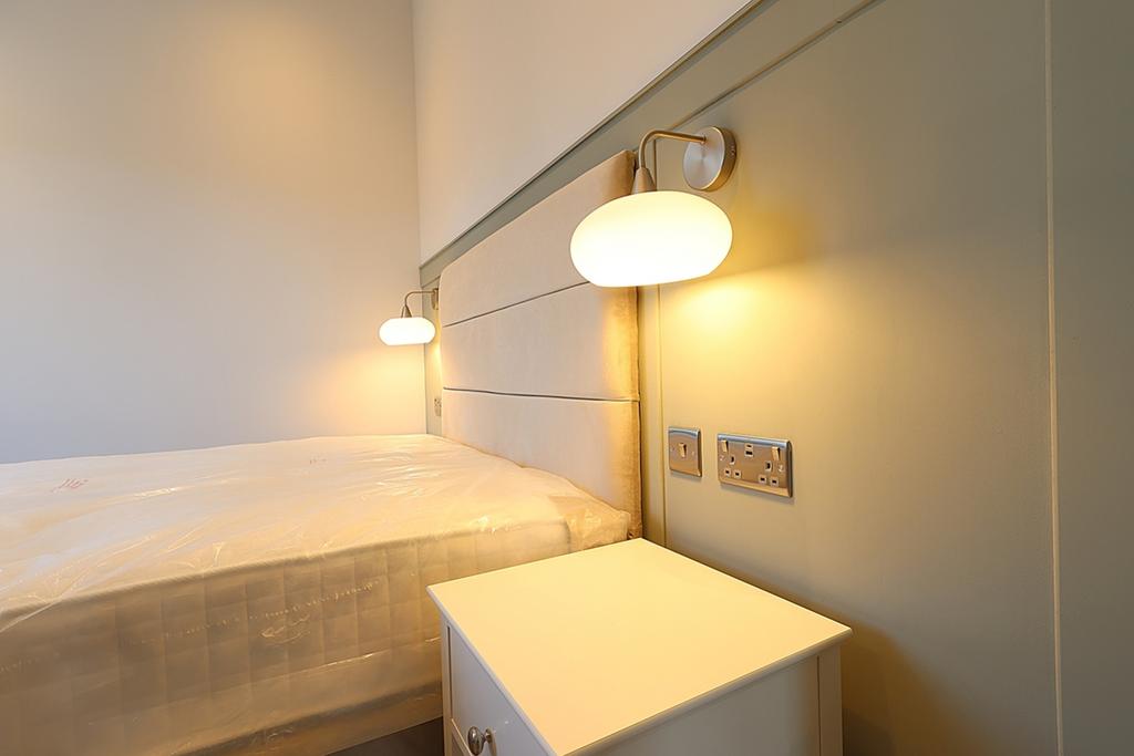 Lrg Bedroom 2 aspect