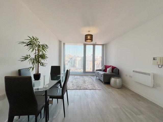 Apt 34 Keppel Wharf