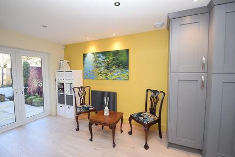 6 Old Hall Close, Haworth, Keighley, BD22 8BW