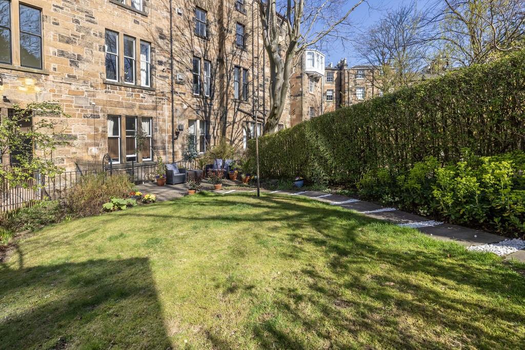 68-print-2 Crown Gardens Garden Flat 28