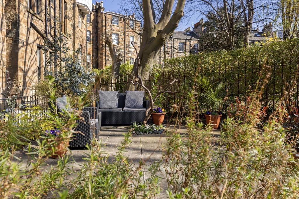 73-print-2 Crown Gardens Garden Flat 23