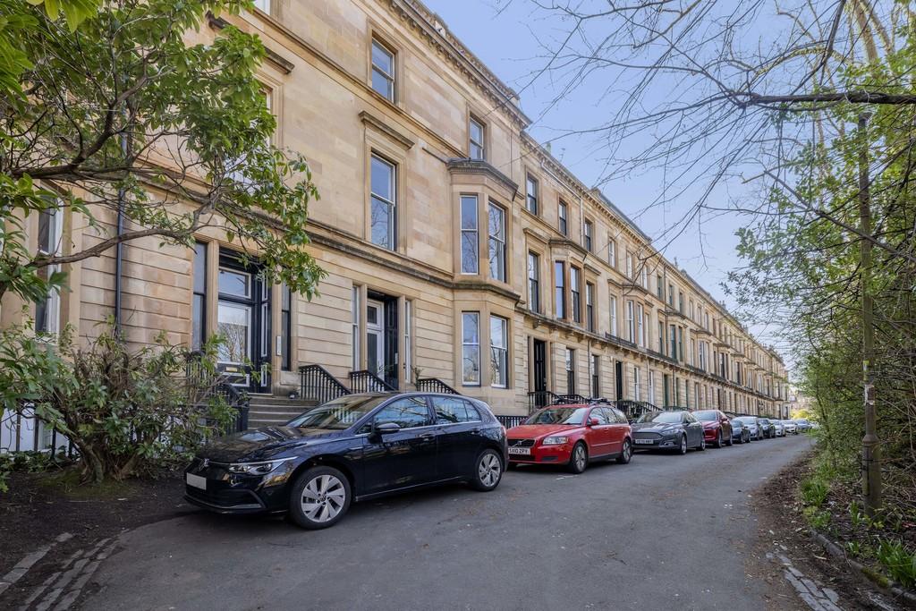 2-print-2 Crown Gardens Garden Flat 34