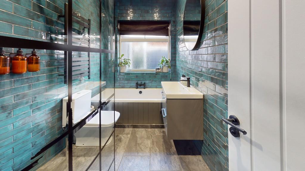 Bathroom (25)