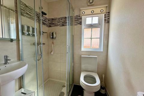2 bedroom mobile home for sale, The Cedars , Woodbine Close