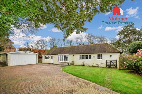 4 bedroom detached bungalow for sale, Rural Staplecross, East Sussex TN32