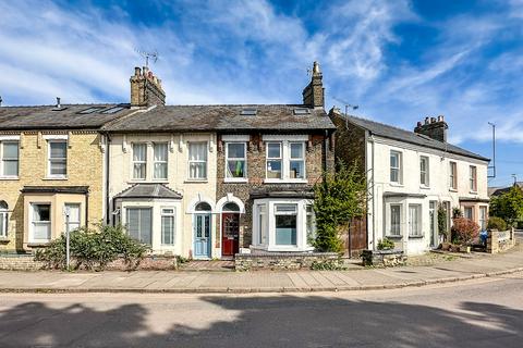 1 bedroom in a house share to rent, Devonshire Road, Cambridge CB1