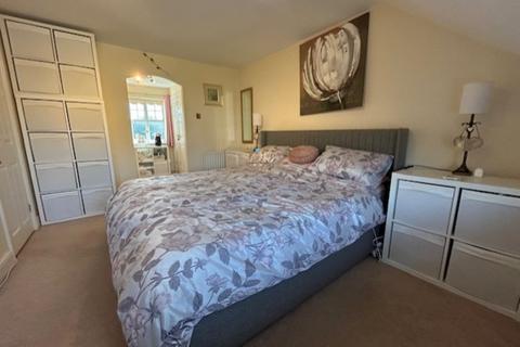 3 Dunham Croft, Dorridge, Solihull, B93 8RZ