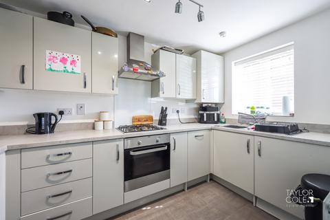 2 bedroom terraced house for sale, Meadow Way, Tamworth