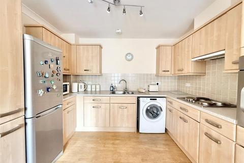 undefined, Queensridge Court