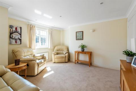 undefined, MARLBOROUGH COURT, THE MARLD, ASHTEAD, KT21