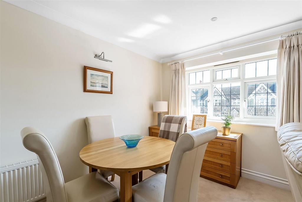 5-Marlborough-Court-12.jpg