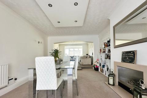 34 Barry Drive, Kirby Muxloe, Leicester, LE9 2HH