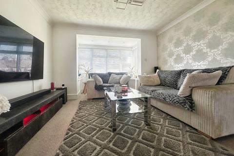 34 Barry Drive, Kirby Muxloe, Leicester, LE9 2HH