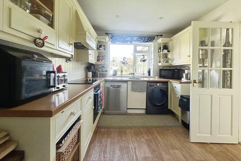34 Barry Drive, Kirby Muxloe, Leicester, LE9 2HH