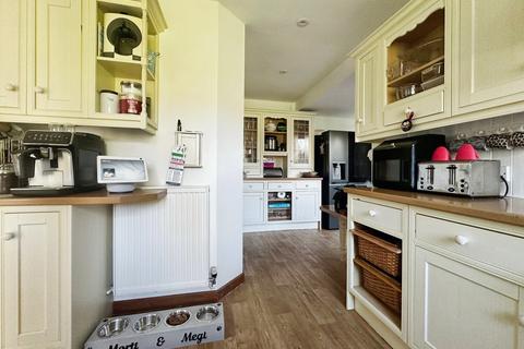 34 Barry Drive, Kirby Muxloe, Leicester, LE9 2HH