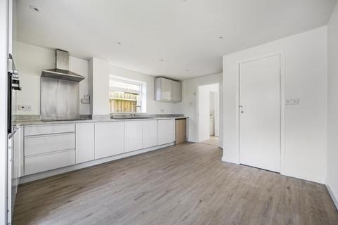 4 bedroom semi-detached house for sale, Bicester,  Oxfordshire,  OX26