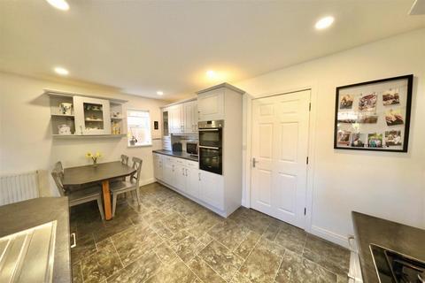 6 bedroom house for sale, Hartsholme Park, Kingswood, Hull