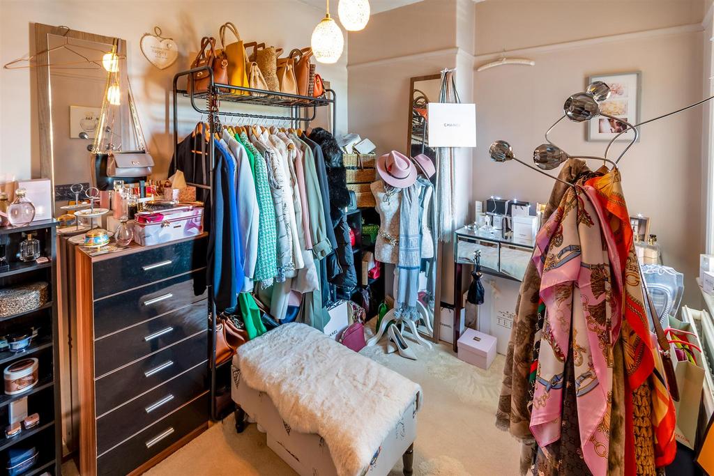 DSC 8454-Edit room.jpg