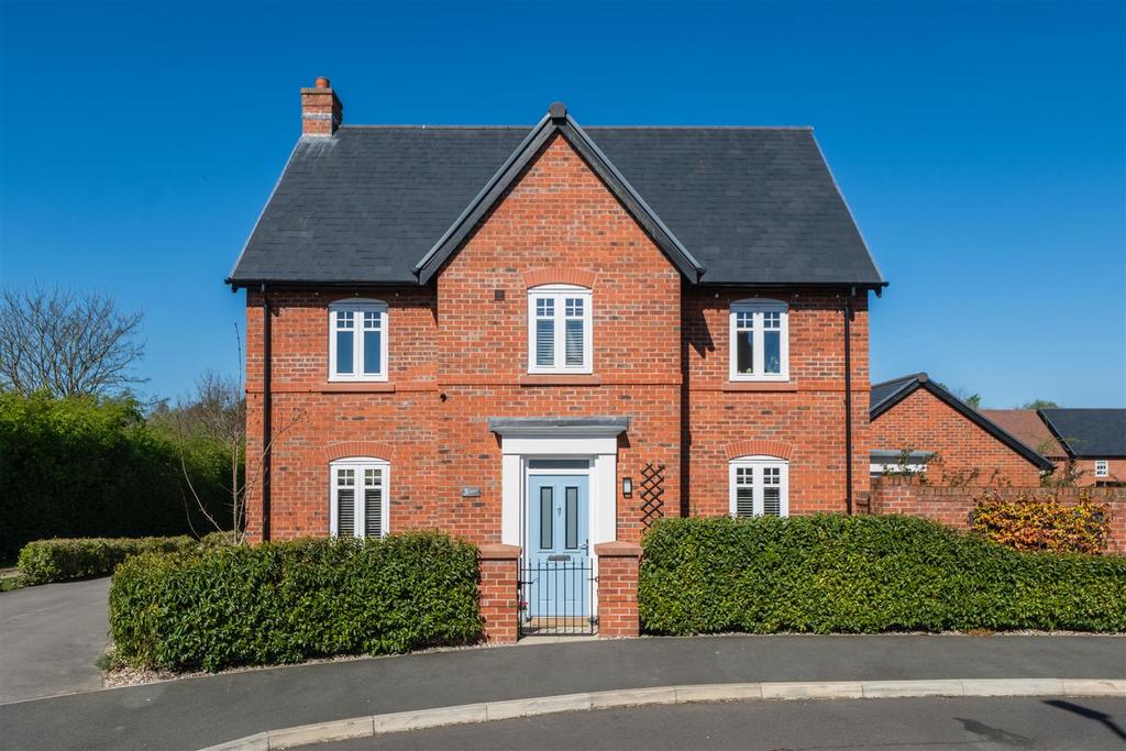 3 Tiverton Way-047.jpg