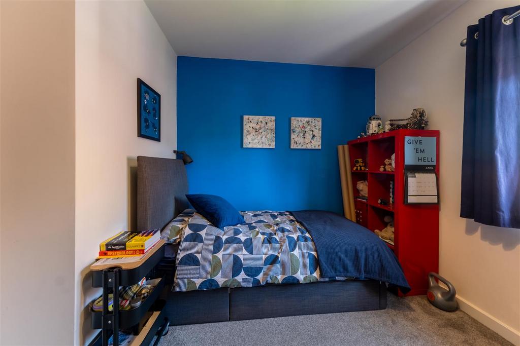 3 Tiverton Way-027.jpg