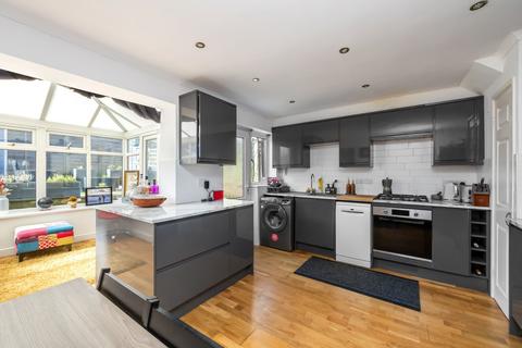 2 Breach Close, Steyning, BN44 3RZ