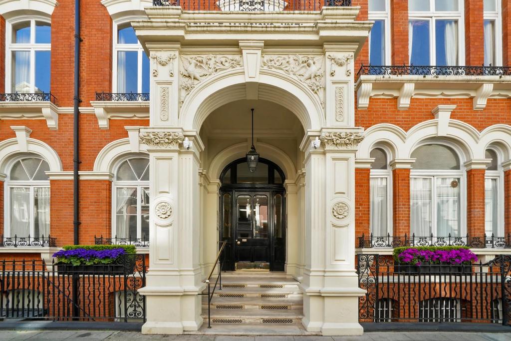 Carlisle Mansions