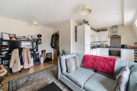 2 bedroom apartment for sale, Southgate House, Bath BA1