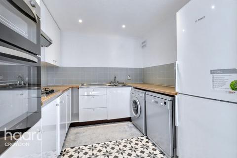 1 bedroom flat for sale, Reedham Drive, Purley