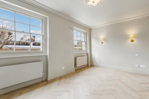 undefined, Albion Street, London