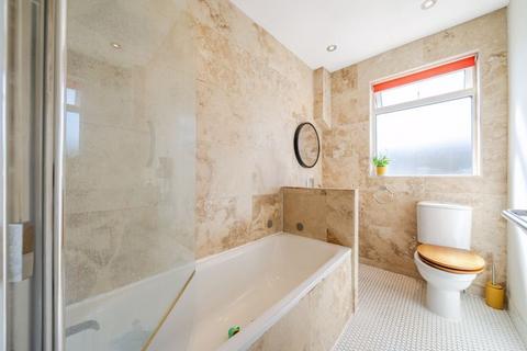 8 Gaitskell Road, London, SE9 2DL