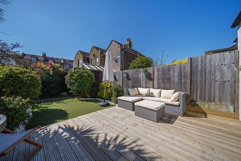 8 Gaitskell Road, London, SE9 2DL