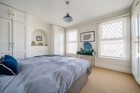8 Gaitskell Road, London, SE9 2DL