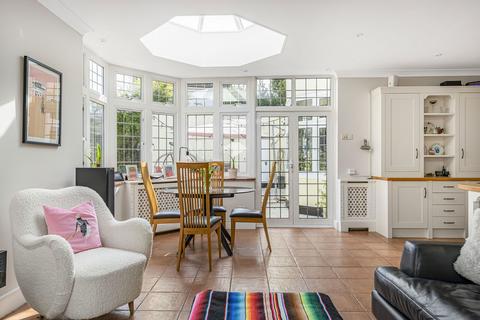5 bedroom detached house for sale, Forest Rd, East Horsley