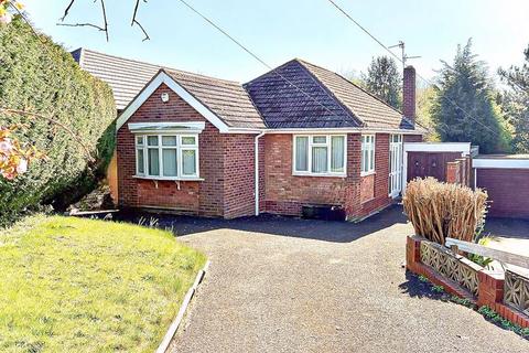 3 bedroom bungalow for sale, Ruskin Avenue, THE STRAITS, DY3 3DW