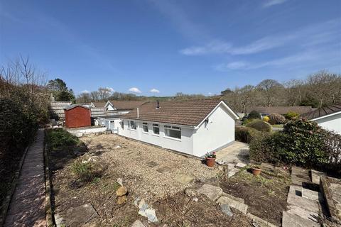17 Bishops Close, Truro, TR1 3RR