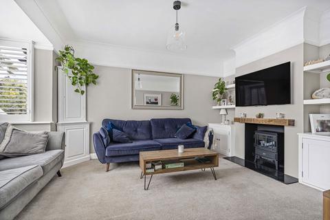 26 Dawnay Road, Great Bookham, Leatherhead, KT23 4PE