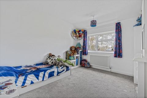 26 Dawnay Road, Great Bookham, Leatherhead, KT23 4PE